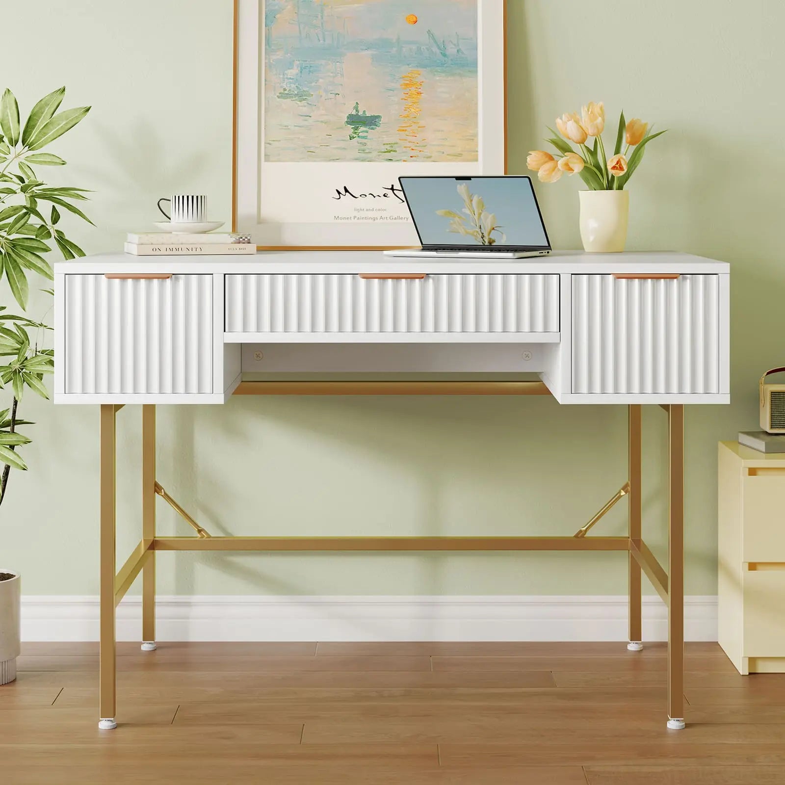 47 inch fluted computer desk with storage Bestier